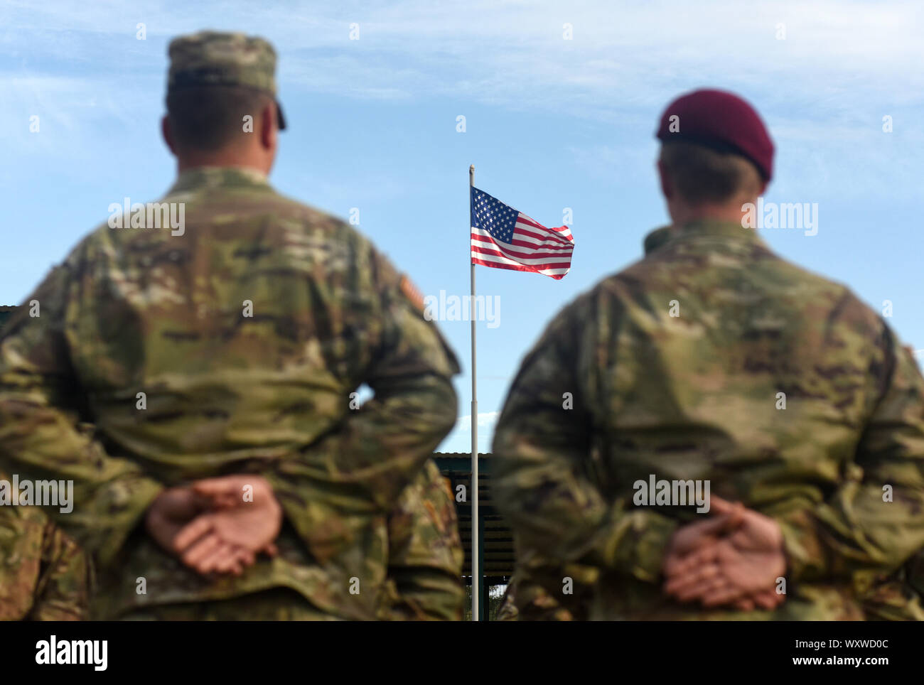 Amerikanische Soldaten und Flagge der USA. US-Armee. US-Truppen Stockfoto