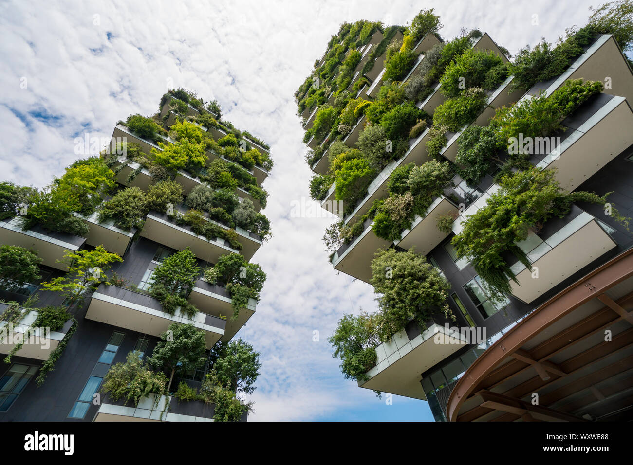 Mailand, Italien: Das Hochhaus namens Bosco Verticale (vertikale Wald), die innovative und nachhaltige Architektur in Porta Nuova Viertel Stockfoto