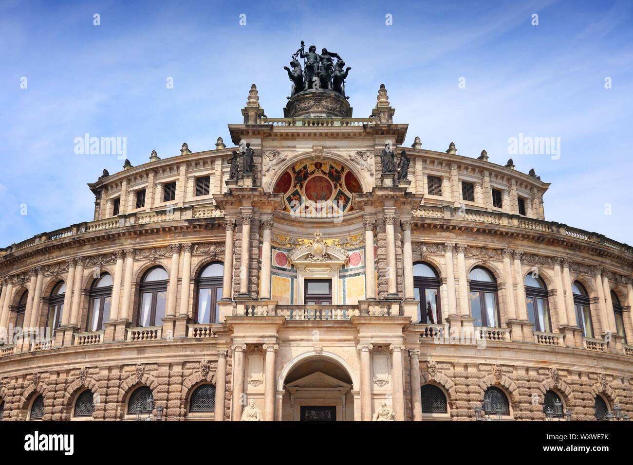 Dresden Semperoper (Sächsische Staatsoper), Kultur in Deutschland. Europäische Wahrzeichen. Stockfoto
