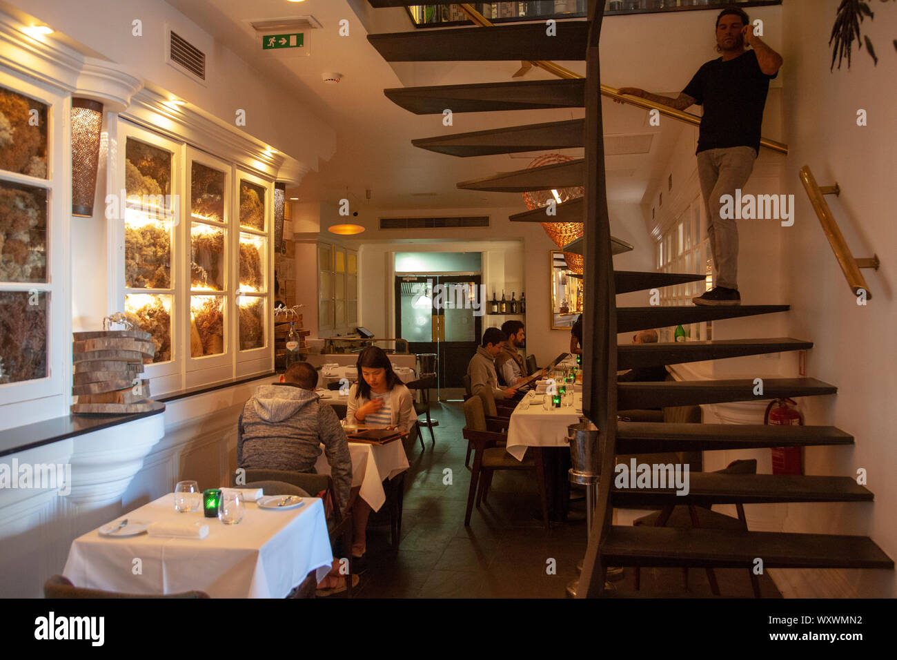 100 Maneiras Bistro Restaurant Rua da Misericórdia - Lissabon, Portugal Stockfoto