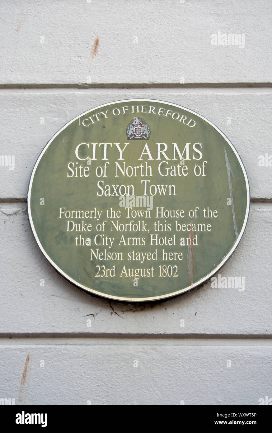 Stadt Hereford Plakette Kennzeichnung Stadtwappen, der North Gate der sächsischen Stadt, jetzt ein Hotel einmal in 1802 von Lord Nelson belegt Stockfoto