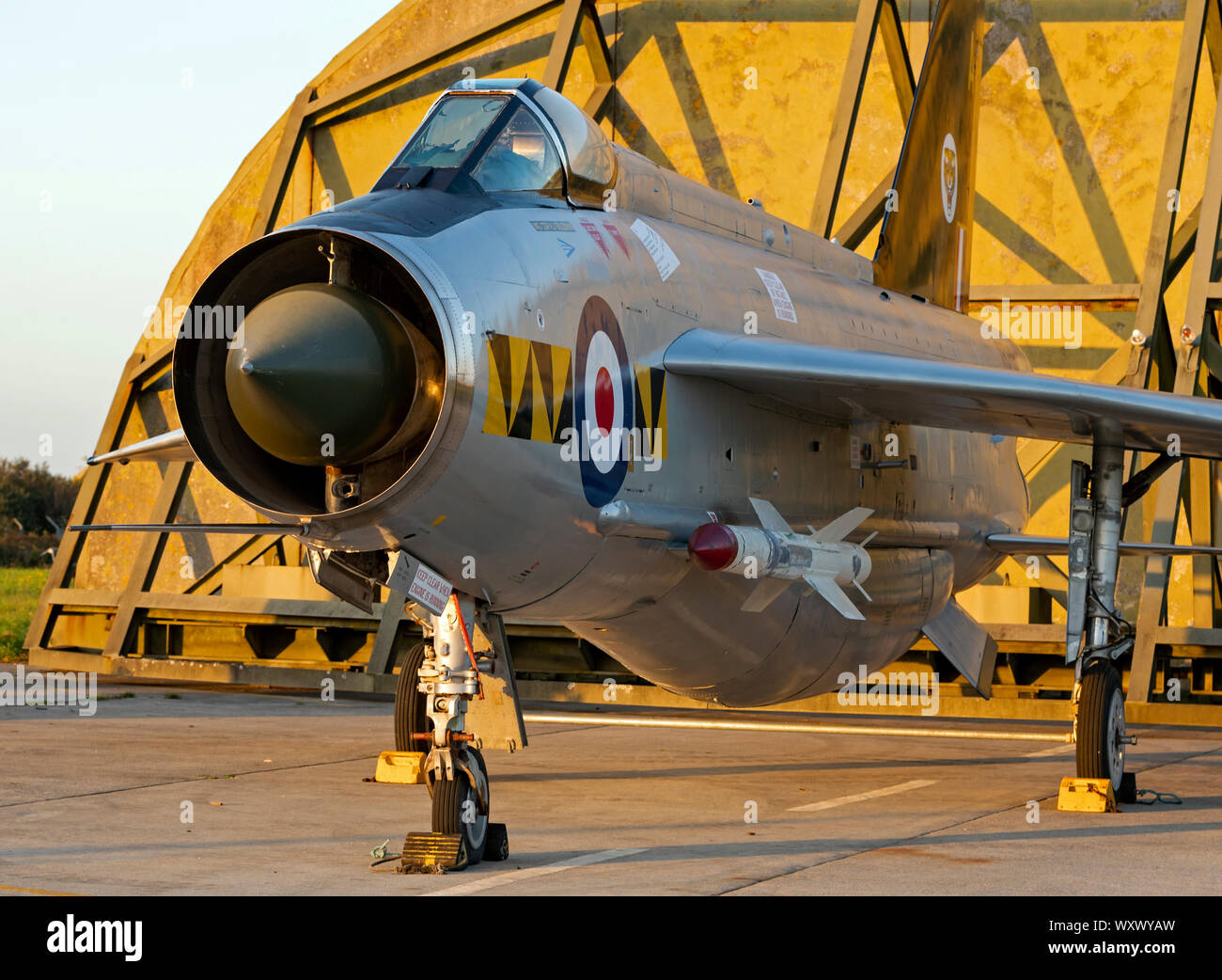 RAF Blitz XR768, nightshoot in Cornwall Aviation Heritage Centre Stockfoto