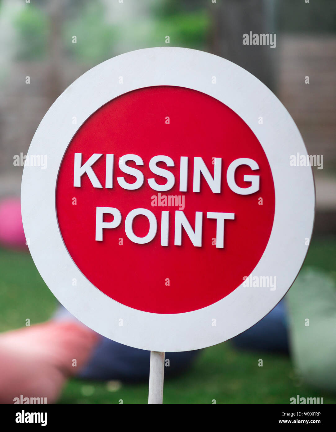 In der Nähe von Kissing point Zeichen Aufenthalt im City Park Stockfoto