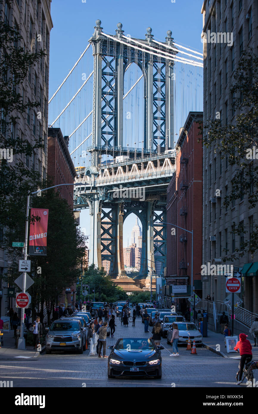 Manhattan Bridge gesehen von DUMBO (Down Under Manhattan Bridge Überführung) Brooklyn, New York City Stockfoto