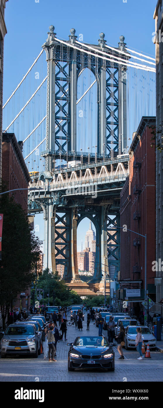 Manhattan Bridge gesehen von DUMBO (Down Under Manhattan Bridge Überführung) Brooklyn, New York City Stockfoto