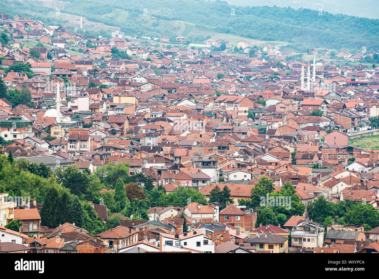 Luftaufnahme auf Ex-Hauptstadt Prizren im Kosovo Stockfoto