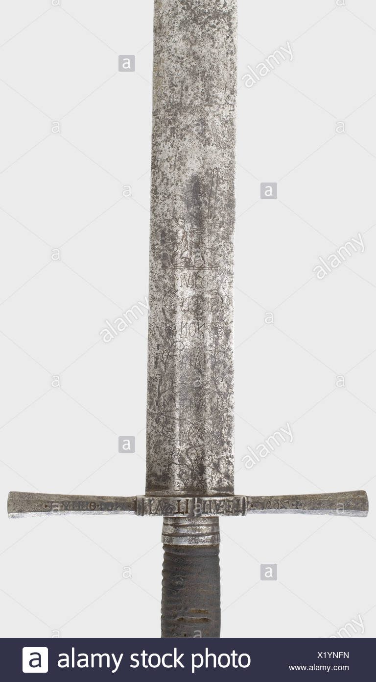 Ein Deutsches Henkerschwert Datiert 1692 Schwere Zweischneidige Klinge Mit Einem Reichsapfel Zeichen An Der Basis Und Dreifachen Lochern An Der Spitze Beide Seiten Des Oberen Viertels Haben Vollzieher Und Tragen Dekorative Radierung Von Floralen