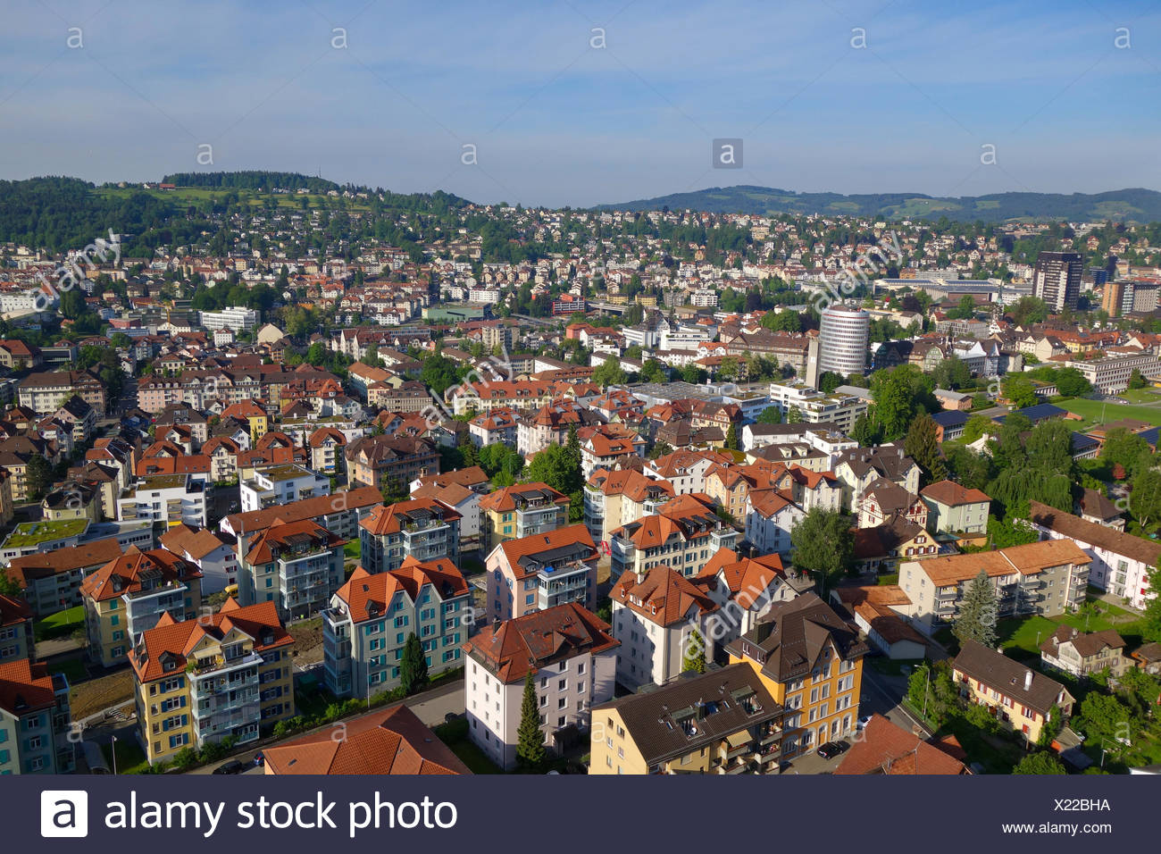 Luftaufnahme der Stadt St.Gallen mit Silberturm Stockfoto ...