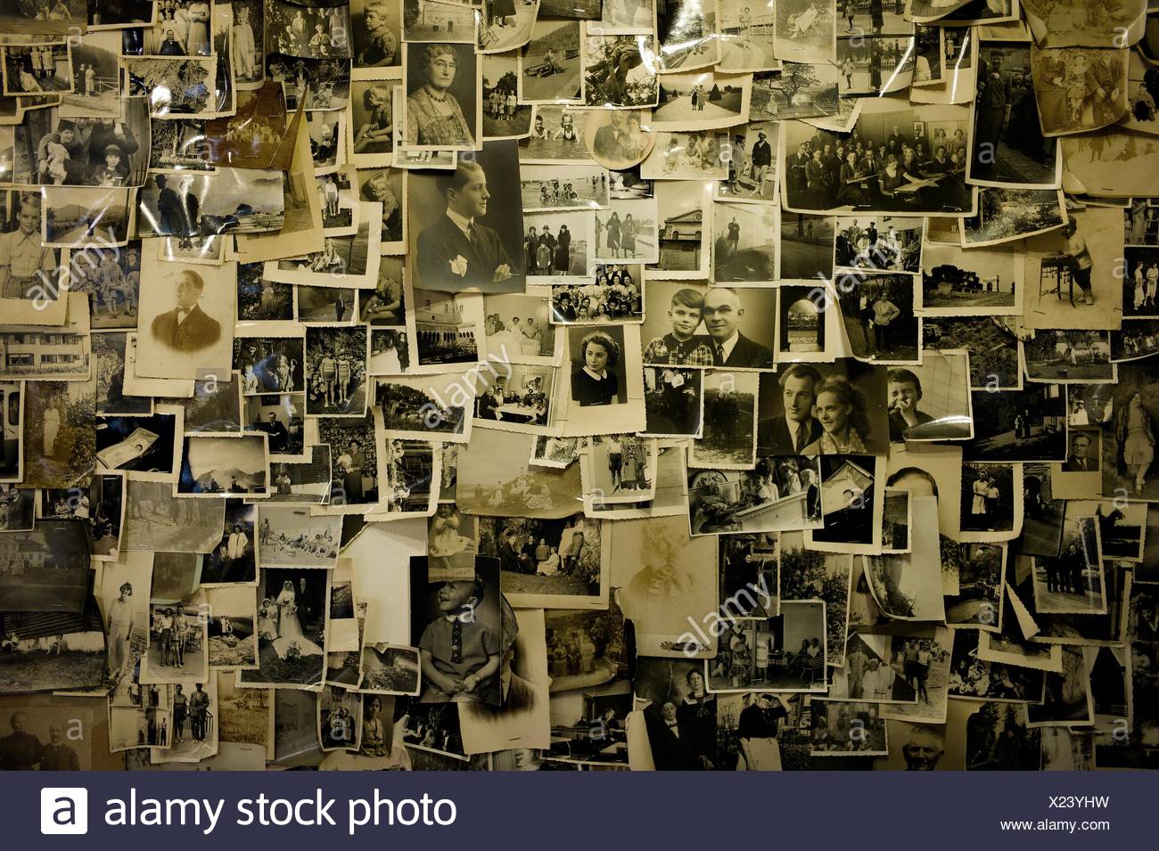 Collage Wand Vintage Fotografien Stockfotografie Alamy