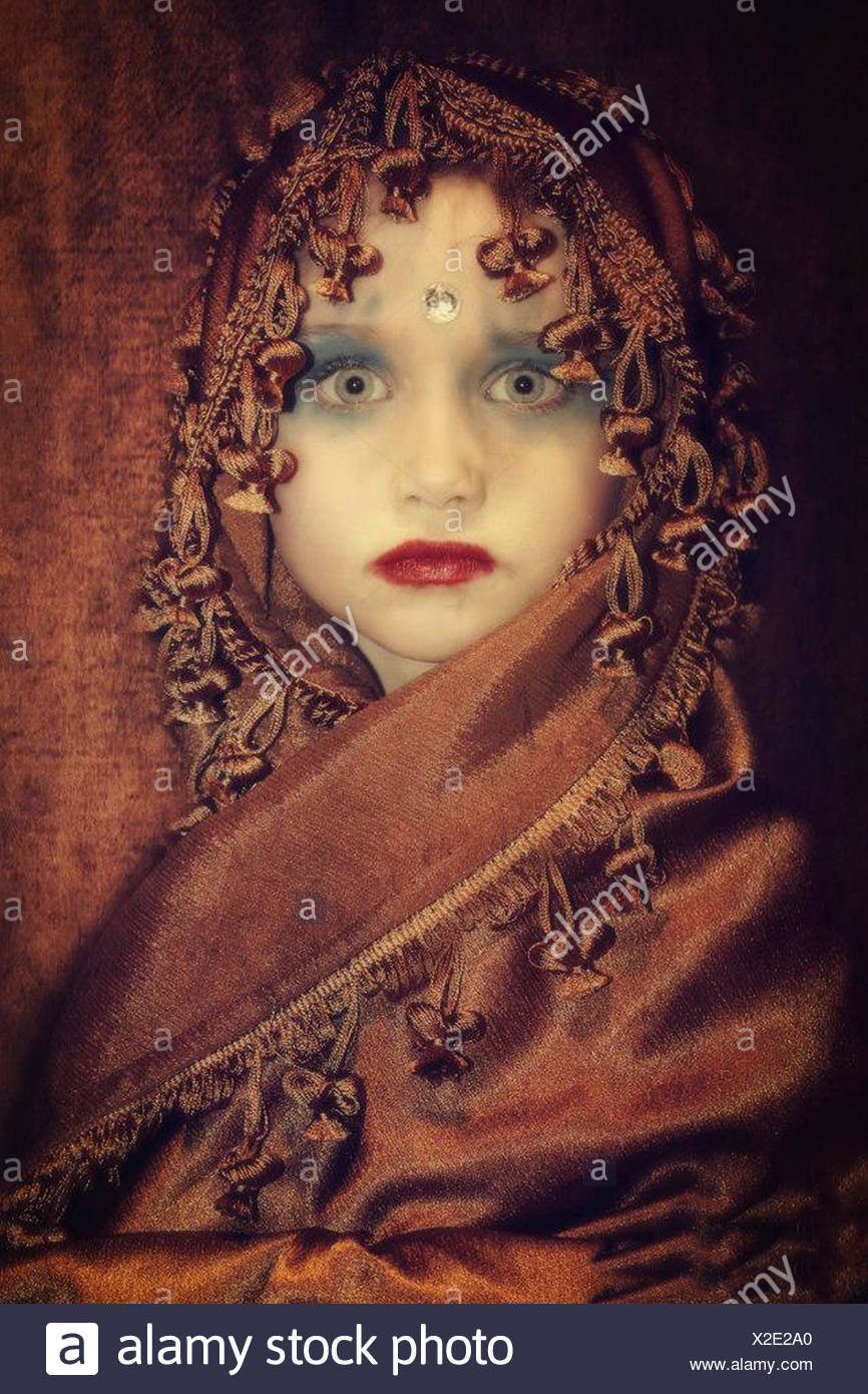 Indische Kosmetik Stockfotos Und Bilder Kaufen Alamy