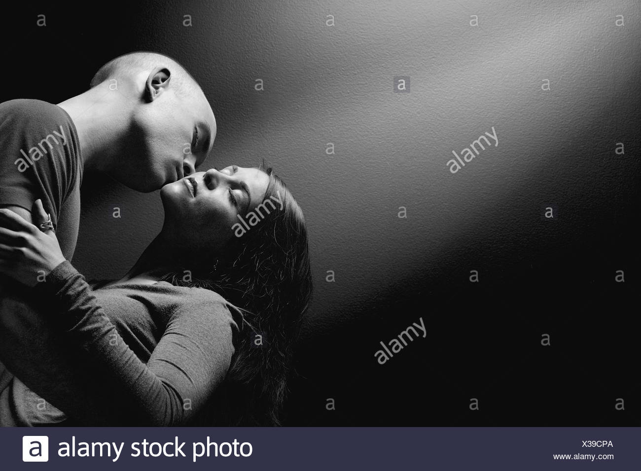 Romantische Umarmung Stockfotografie Alamy