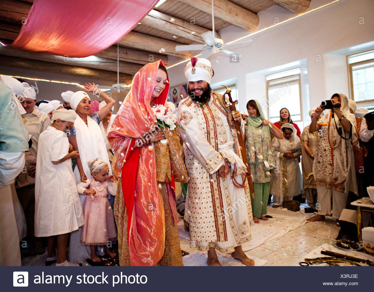 Punjabi Hochzeit Stockfotos Und Bilder Kaufen Alamy