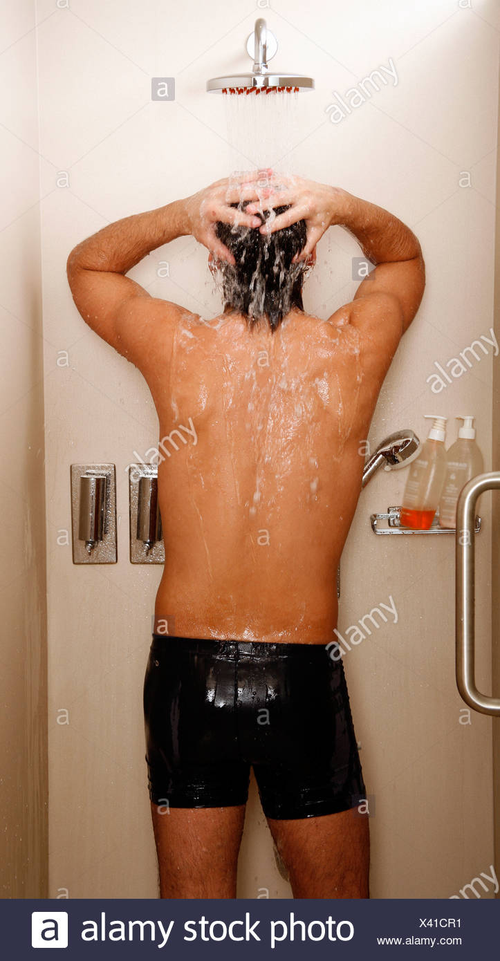 Nach sport dem duschen männer Duschen nach