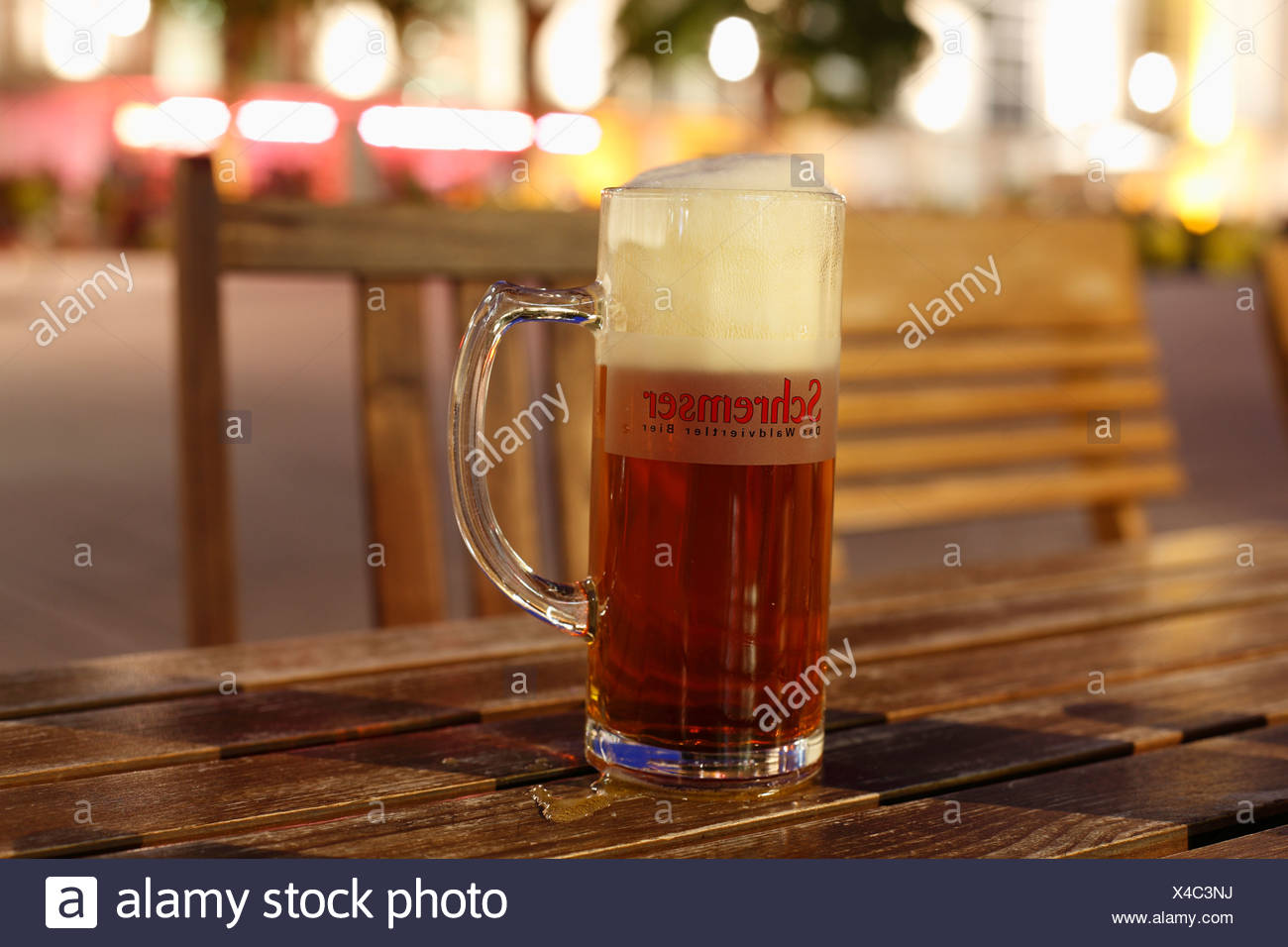 Bierglaser Stockfotos Und Bilder Kaufen Alamy