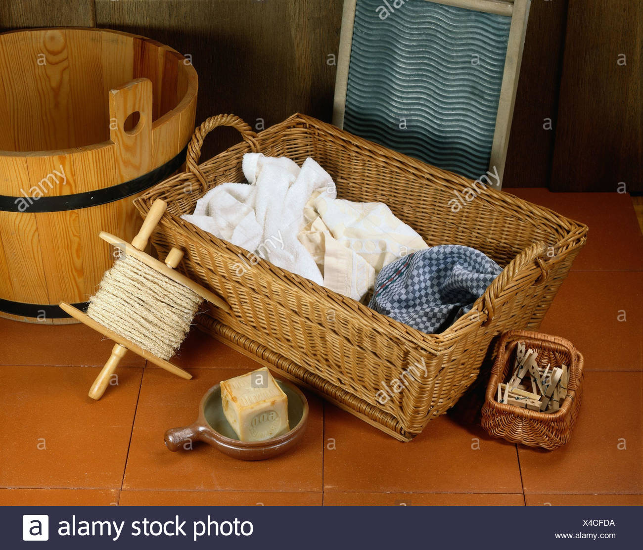 Wäschekorb, Wäsche, hand Wäsche, Weidenkorb, waschen Sprungbrett