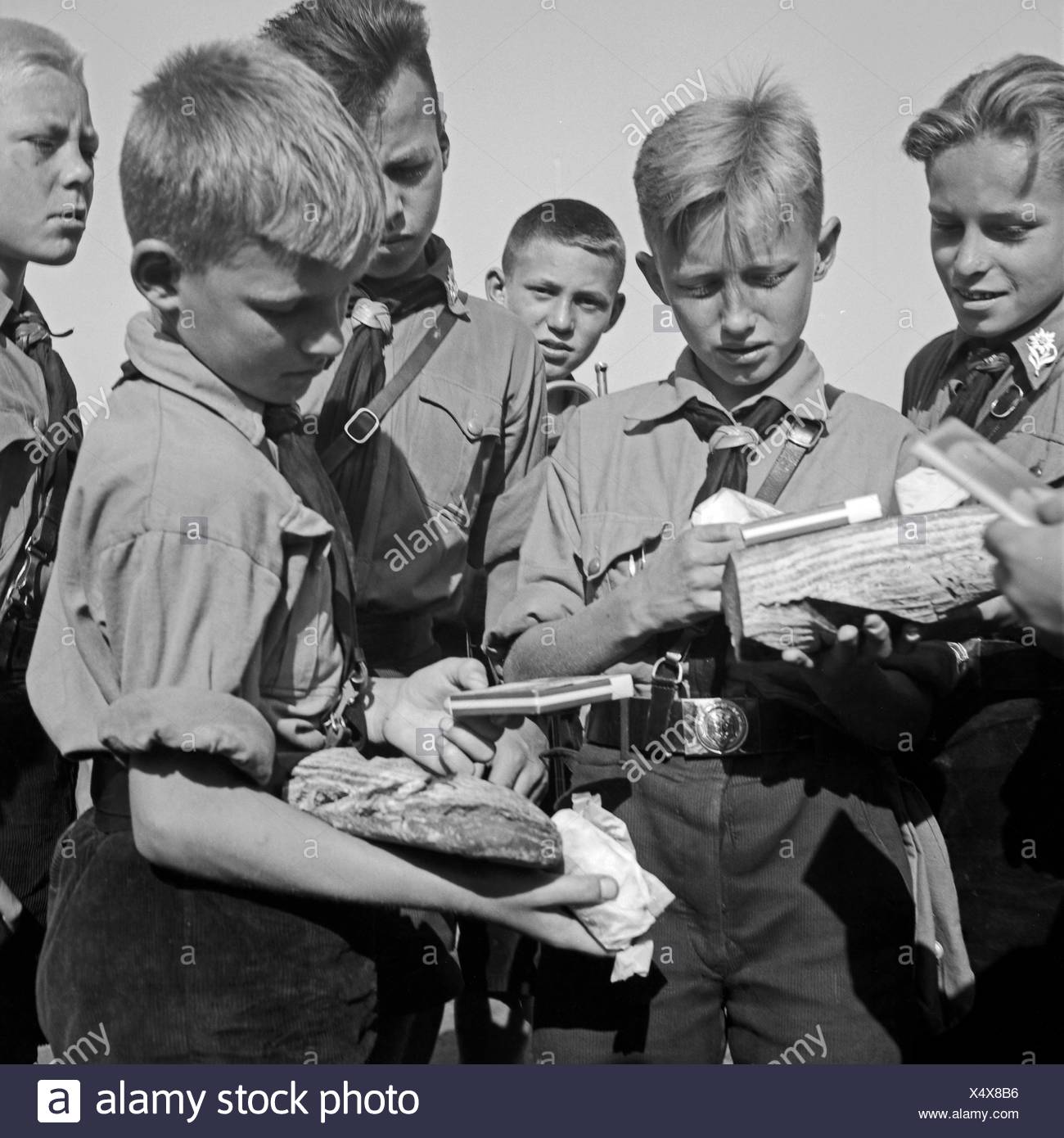 Hitlerjugend Uniform Stockfotos Und bilder Kaufen Alamy