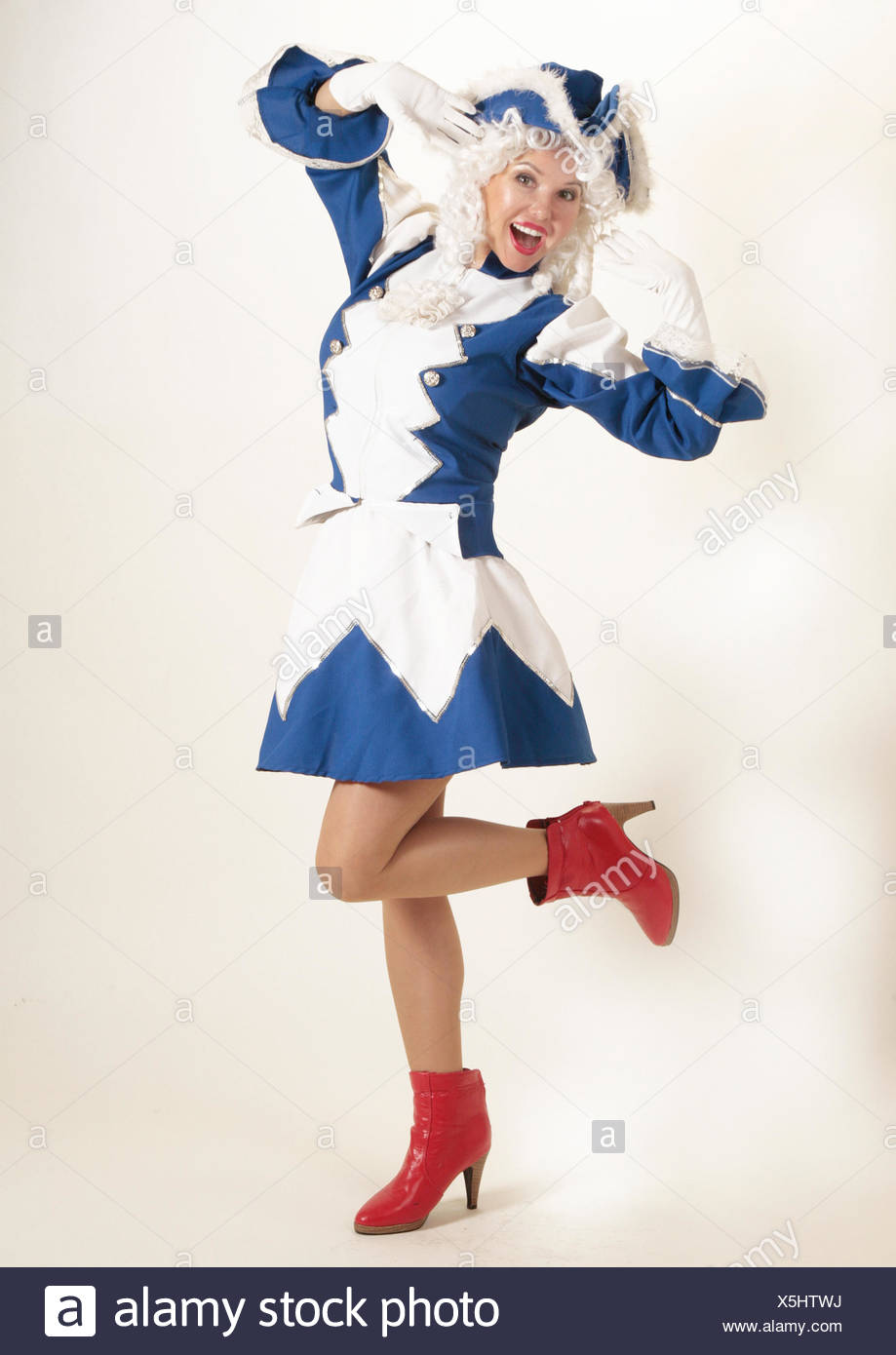 Frau Karneval Tanzen Stockfotografie Alamy