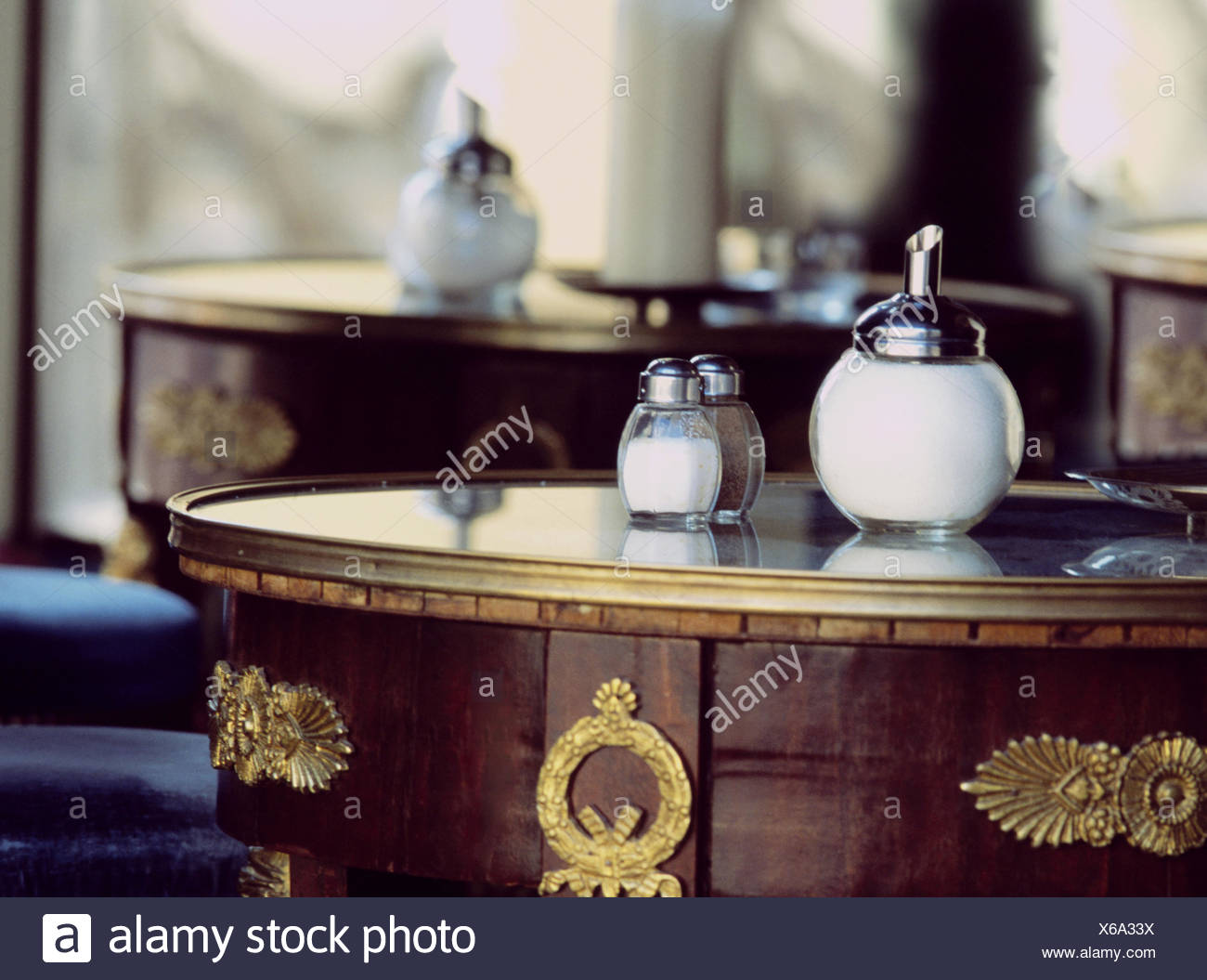 Cafe, Tischen, Detail, Bar, leer, unbeaufsichtigt, Tisch, Zucker ... Cafe, Tischen, Detail, Bar, leer, unbeaufsichtigt, Tisch, Zucker ...