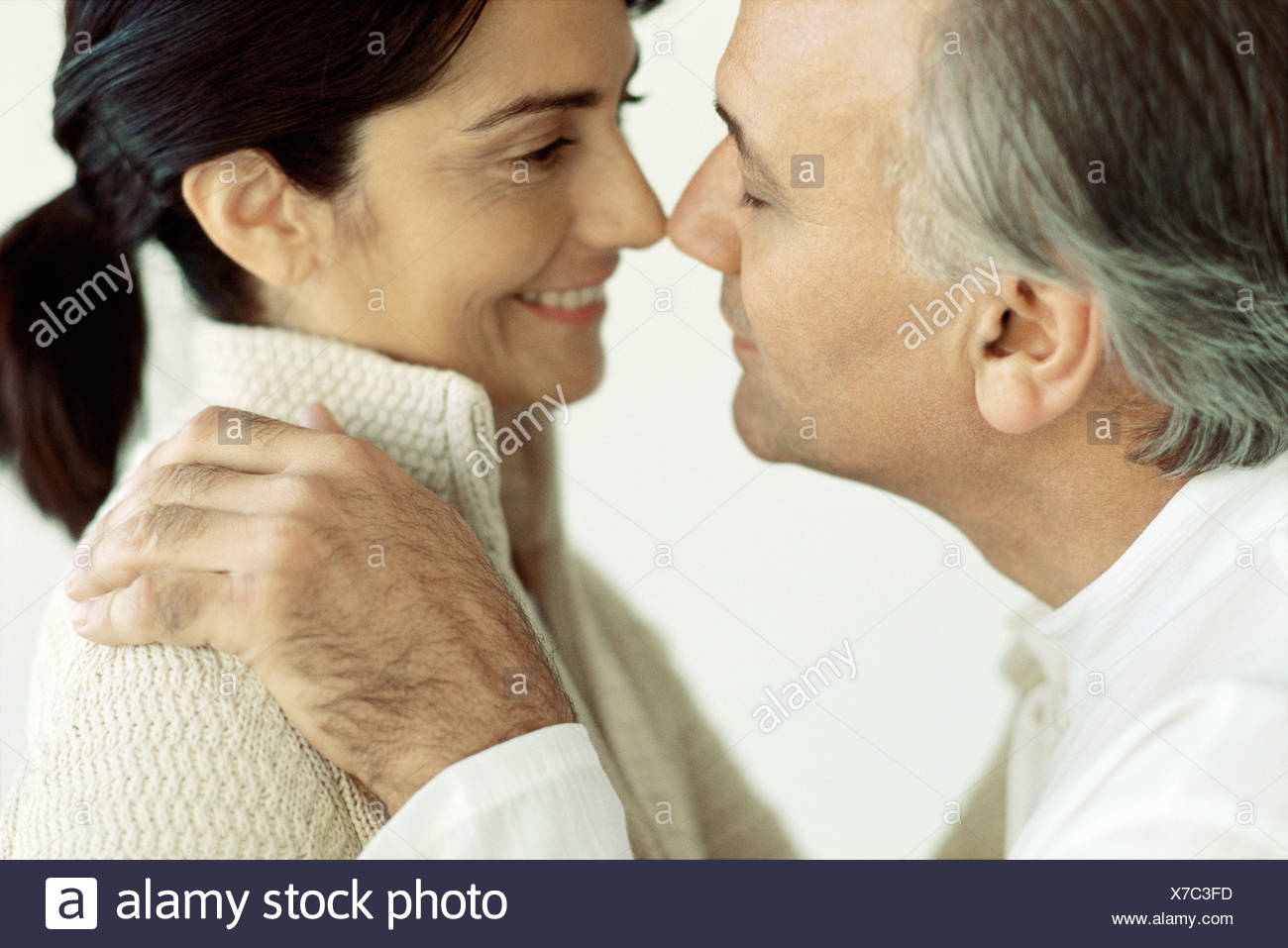 Flirten hände berühren