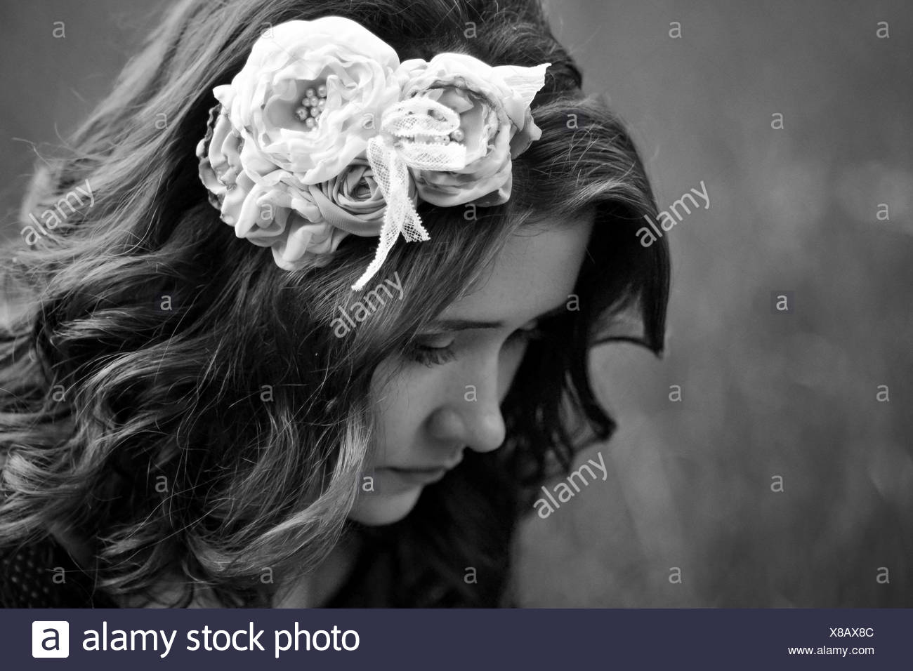 Traurige Blume Schwarzweiss Stockfotos Und Bilder Alamy