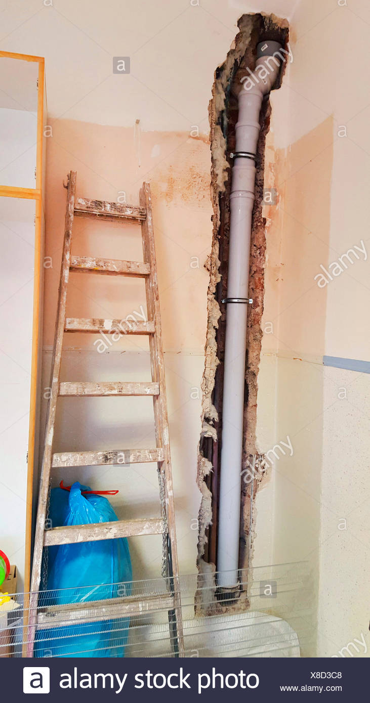 Offene Wand Ersetzt Durch Abwasser Rohr Deutschland Stockfotografie Alamy