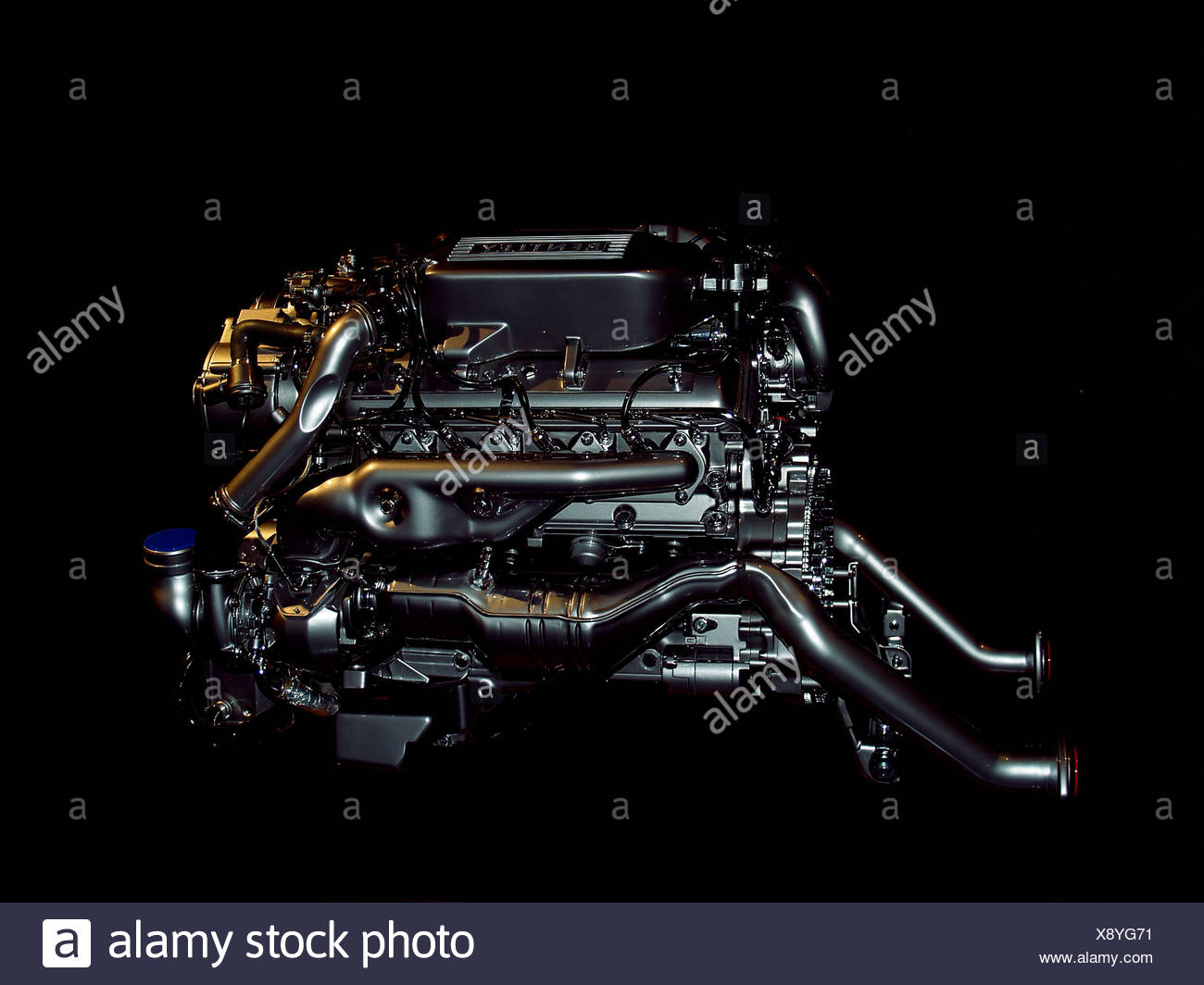 V8 Motor Stockfotos Und Bilder Kaufen Seite 2 Alamy