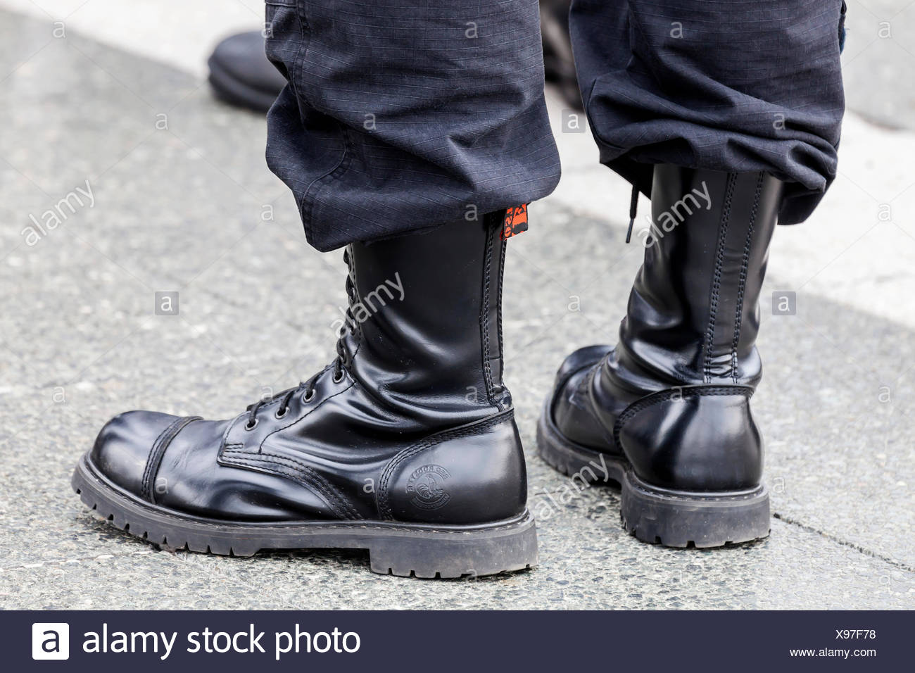 Combat Boots Nazi Stockfotos & Combat Boots Nazi Bilder Alamy Combat Boots Nazi Stockfotos & Combat Boots Nazi Bilder Alamy