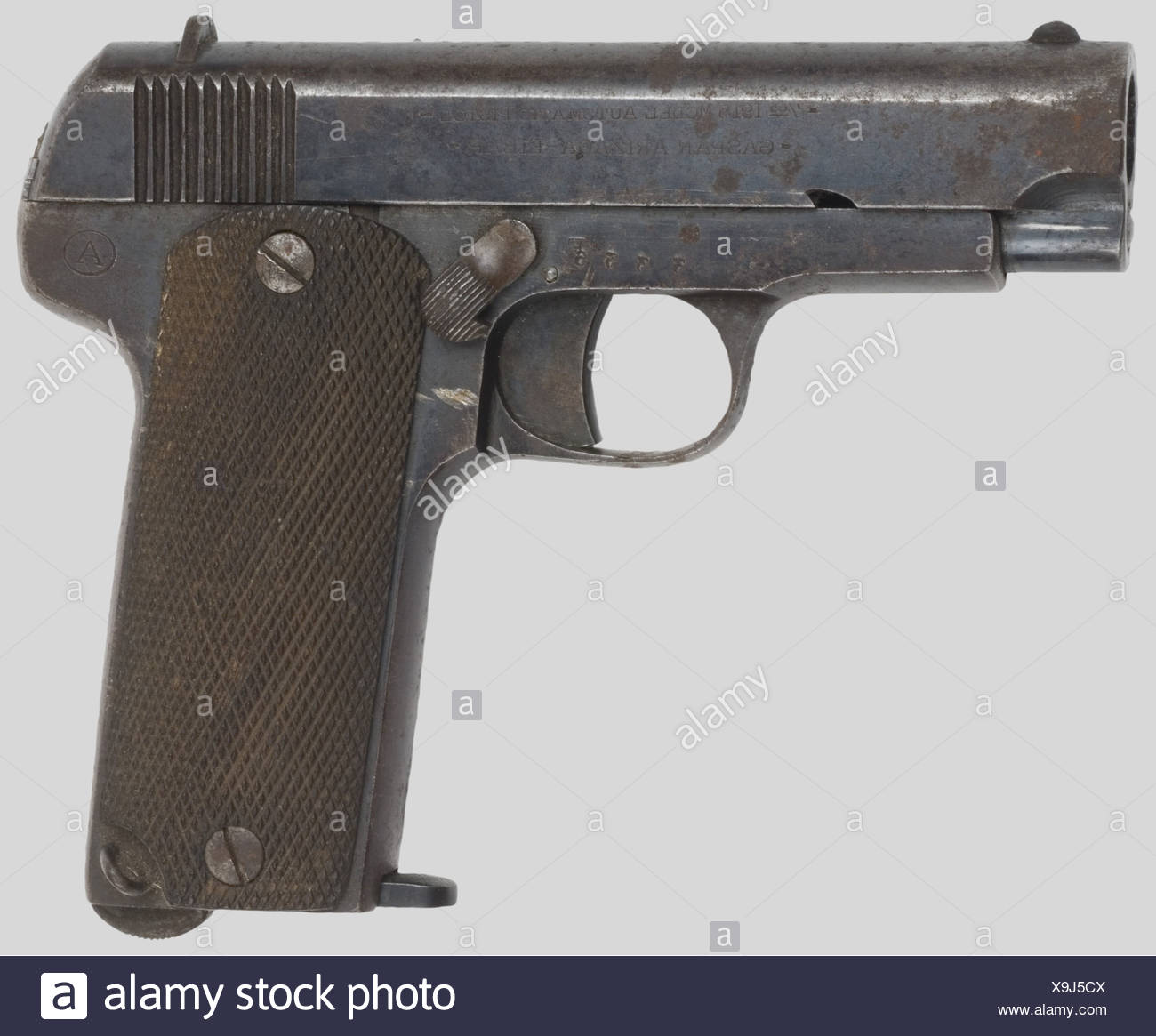 Armes A Feu Pistolet Ruby Kaliber 7 65 Nr 3356 Marque Sur La Glissiere Automatic Modele 198 Pistol Gaspard Arizaga Eibar En Bon Etat Presente Dans Un Etui Cuir Reglementaire Francais En Cuir