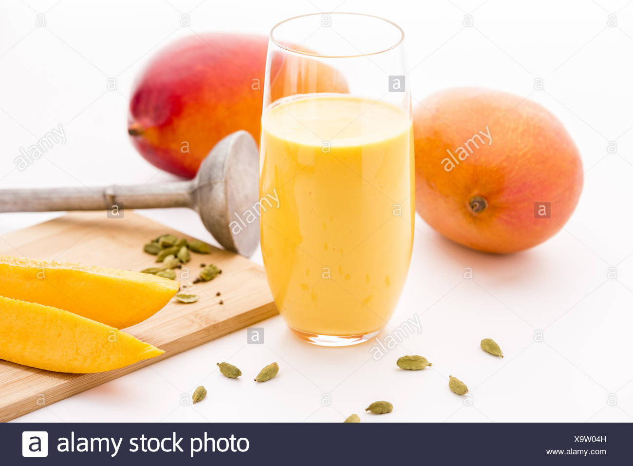 Mango Milkshake Stockfotos &amp; Mango Milkshake Bilder - Alamy