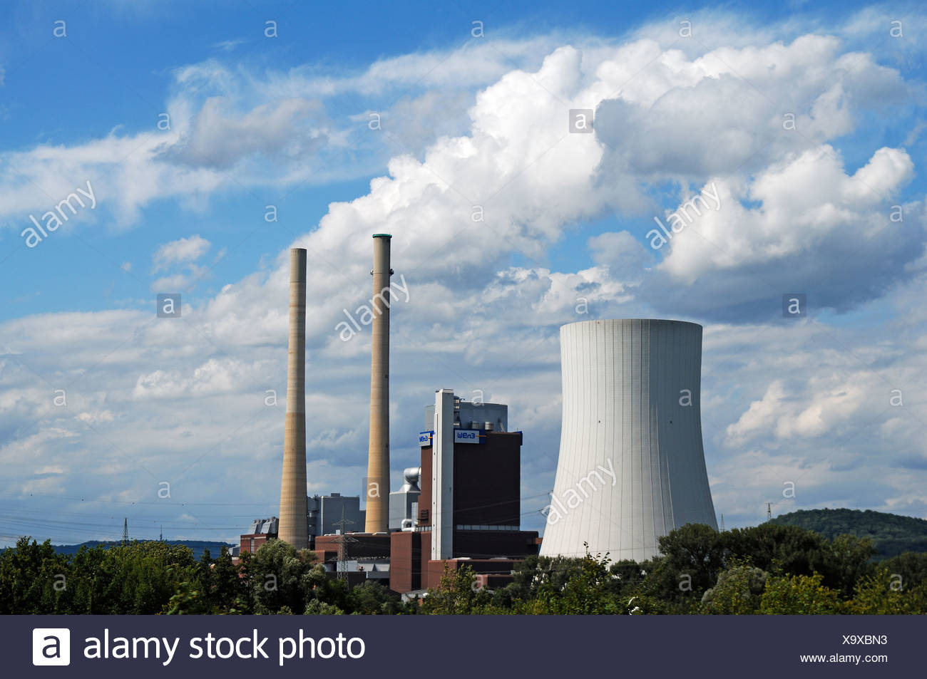 Kraftwerk Heilbronn Ein Kohlekraftwerk Bei Bewolktem Himmel In Der Nahe Von Heilbronn Baden Wurttemberg Deutschland Europa Stockfotografie Alamy
