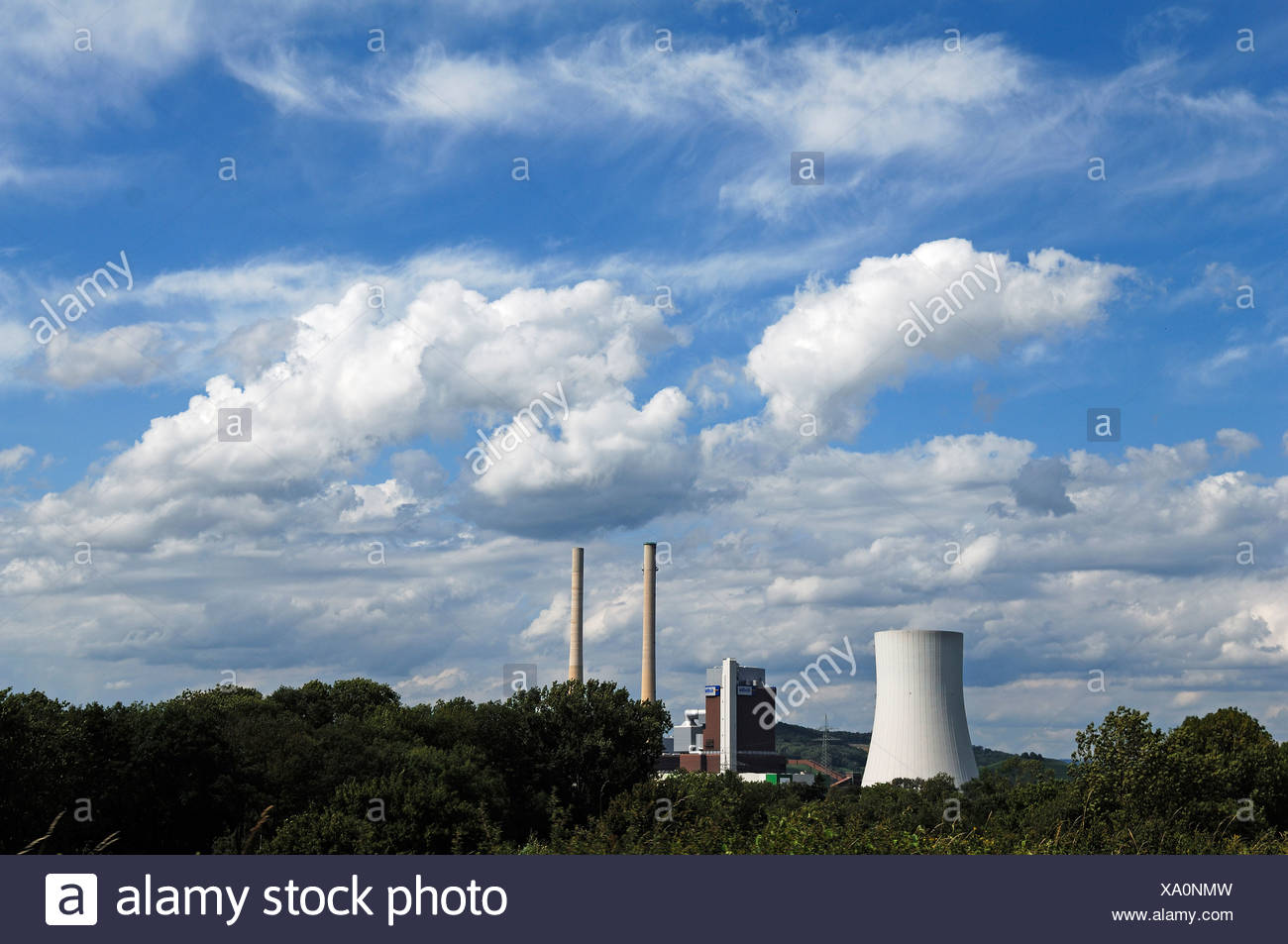 Kraftwerk Heilbronn Ein Kohlekraftwerk Bei Bewolktem Himmel In Der Nahe Von Heilbronn Baden Wurttemberg Deutschland Europa Stockfotografie Alamy