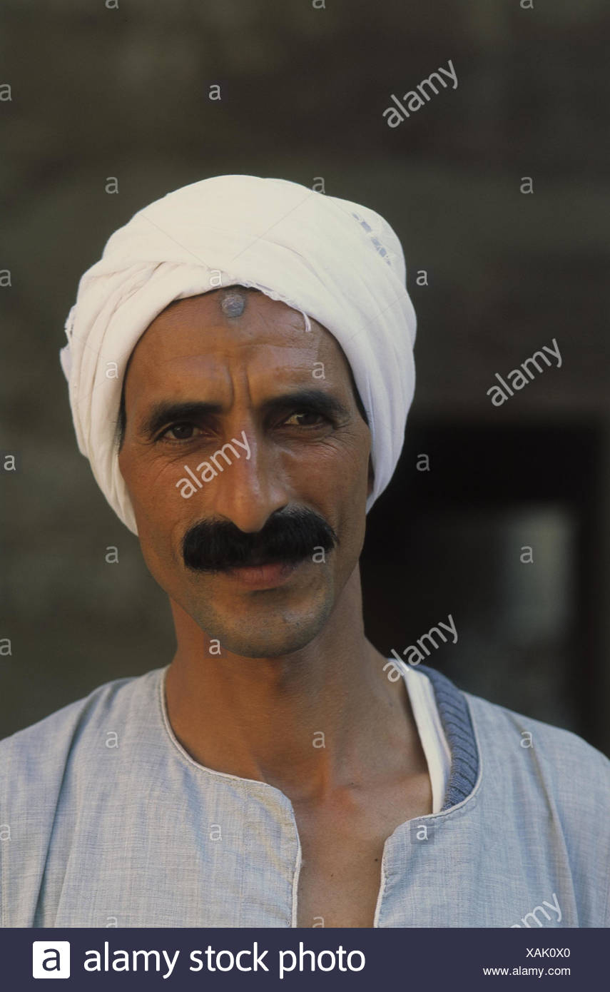 Agyptische Kopfbedeckung Stockfotos Und Bilder Kaufen Alamy