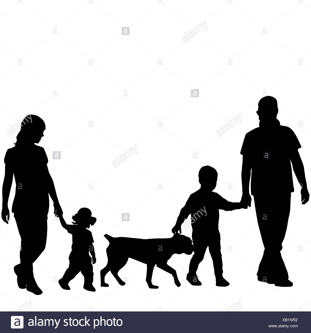 Familie Silhouetten mit zwei Kindern und Hund Stockfoto, Bild