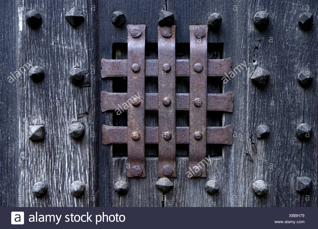 Alte schwarze BBh