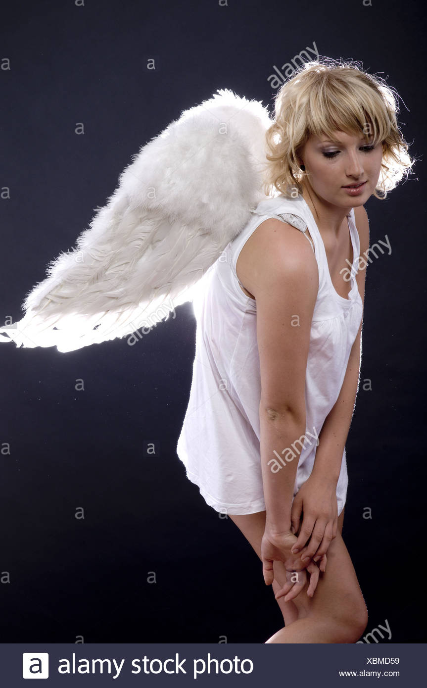 tugendhafter junge blonder engel gefickt tugendhafter junge blonder engel gefickt