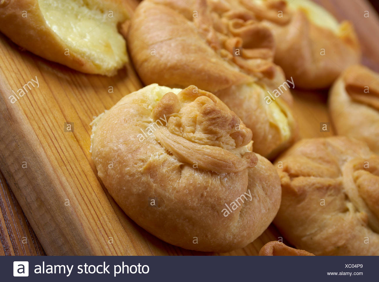 Russische Pasteten Mit Kase Stockfotografie Alamy