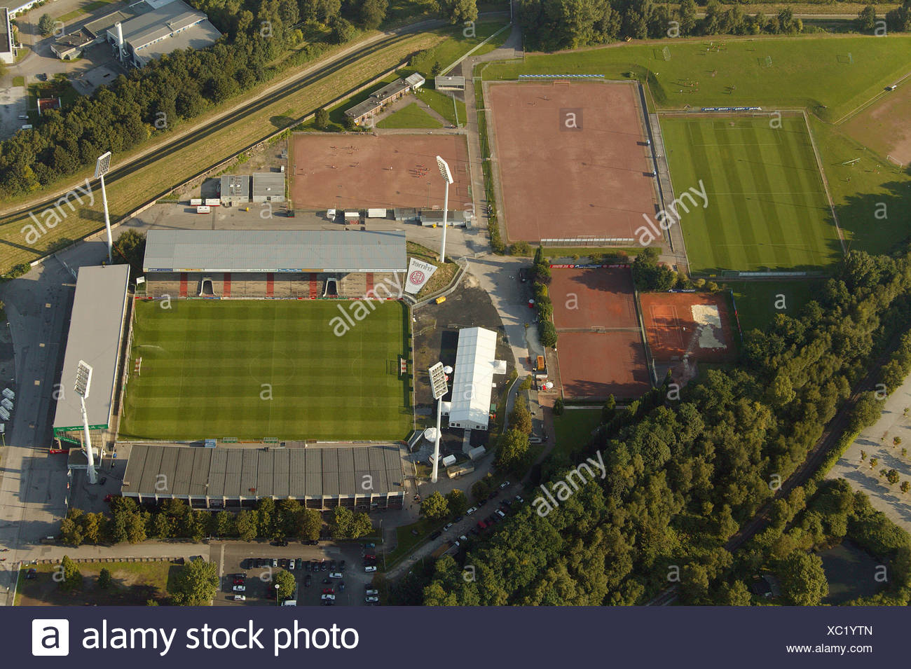 Georg Melches Stadion Stockfotos und -bilder Kaufen - Alamy