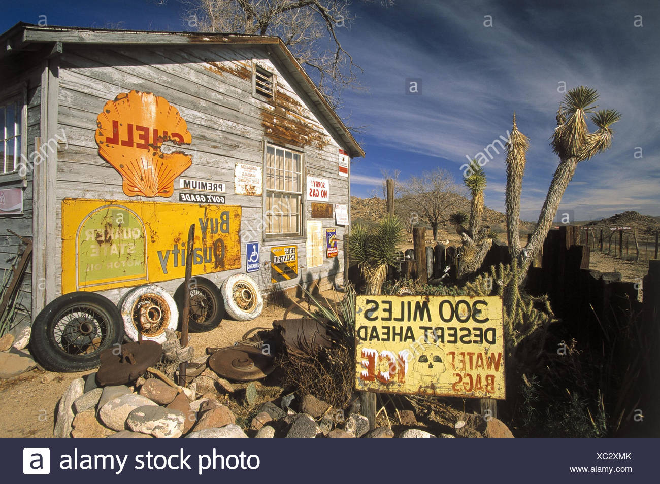Usa Arizona Route 66 Hackberry Tankstelle Holzhutte Ruckseite - 