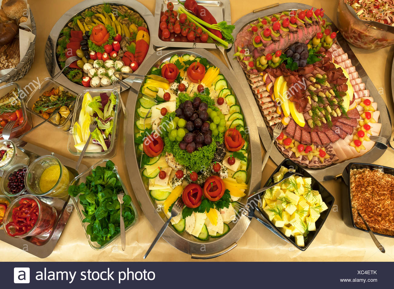 Antipasti Teller Anrichten