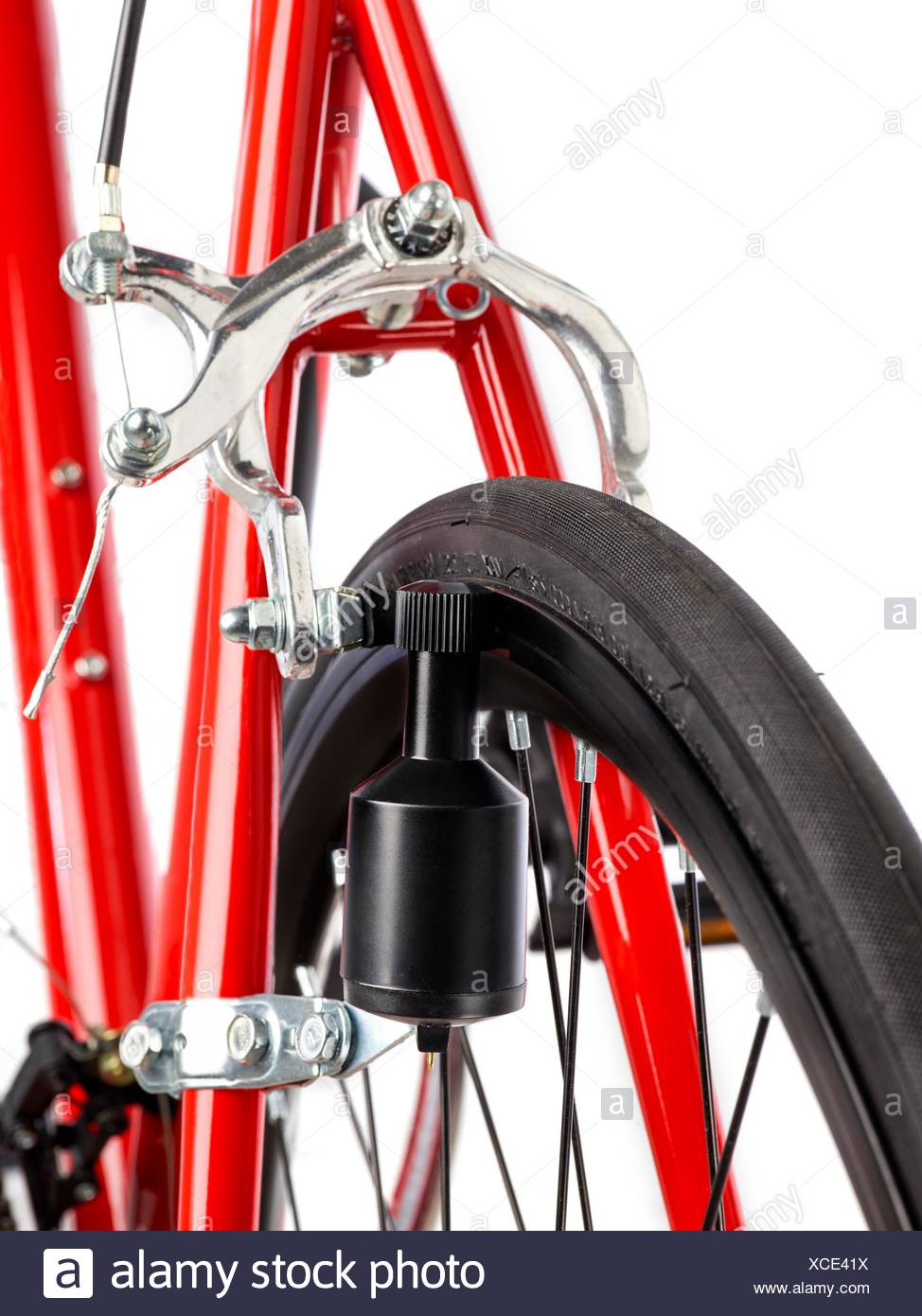 Fahrraddynamo an das Hinterrad befestigt, Nahaufnahme Stockfoto, Bild ... - FahrraDDynamo An Das HinterraD Befestigt Nahaufnahme Xce41x