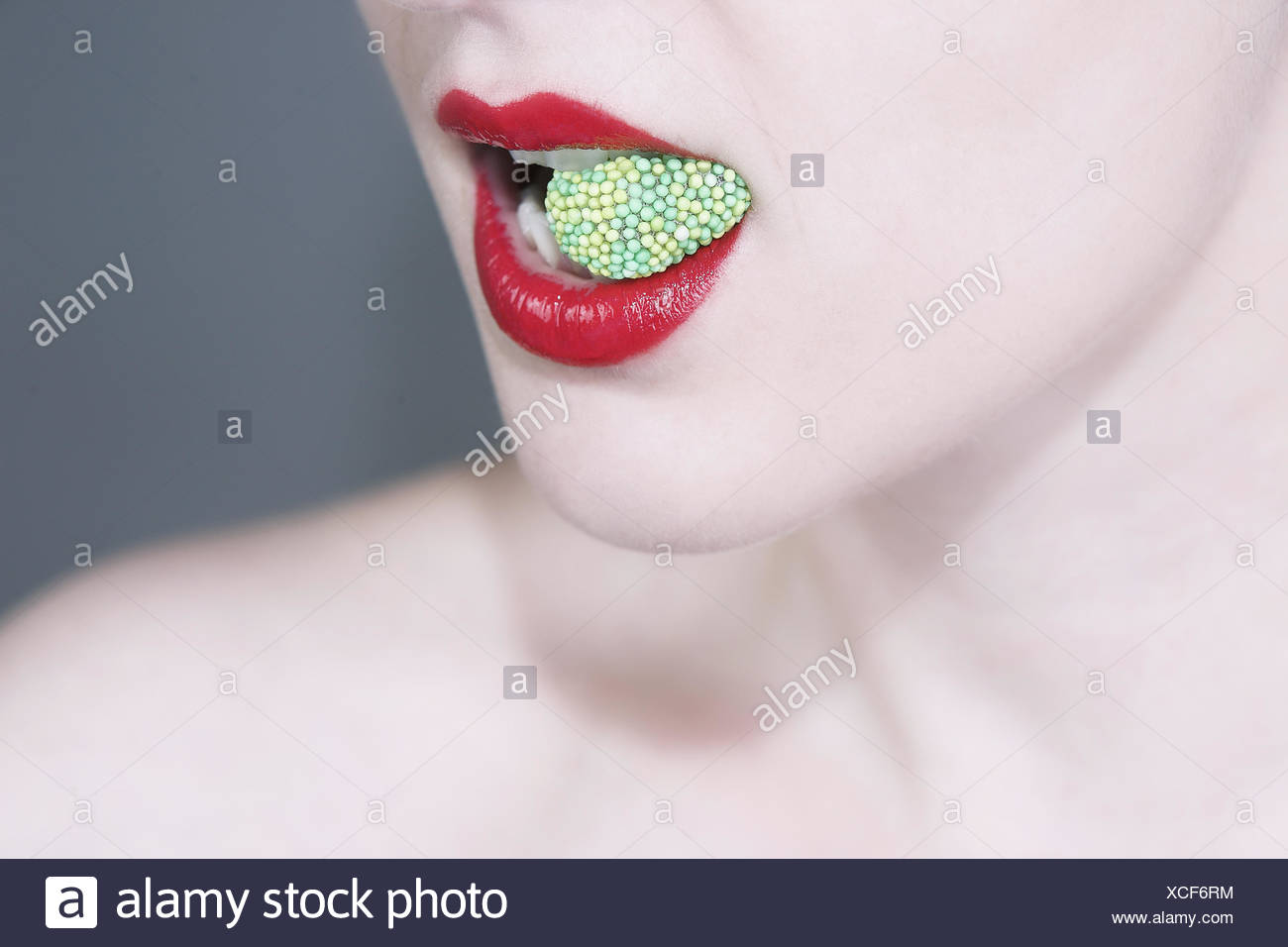 Die lippe beißen beim essen auf 💉 Lippenbeißen: