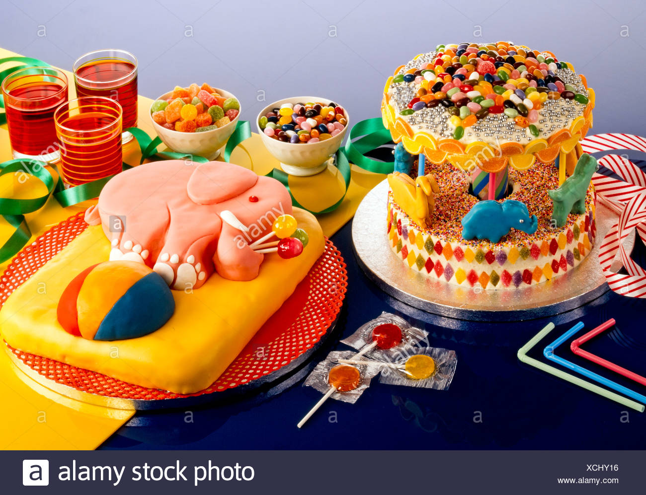 Kinder Geburtstag Party Kuchen Stockfotografie Alamy