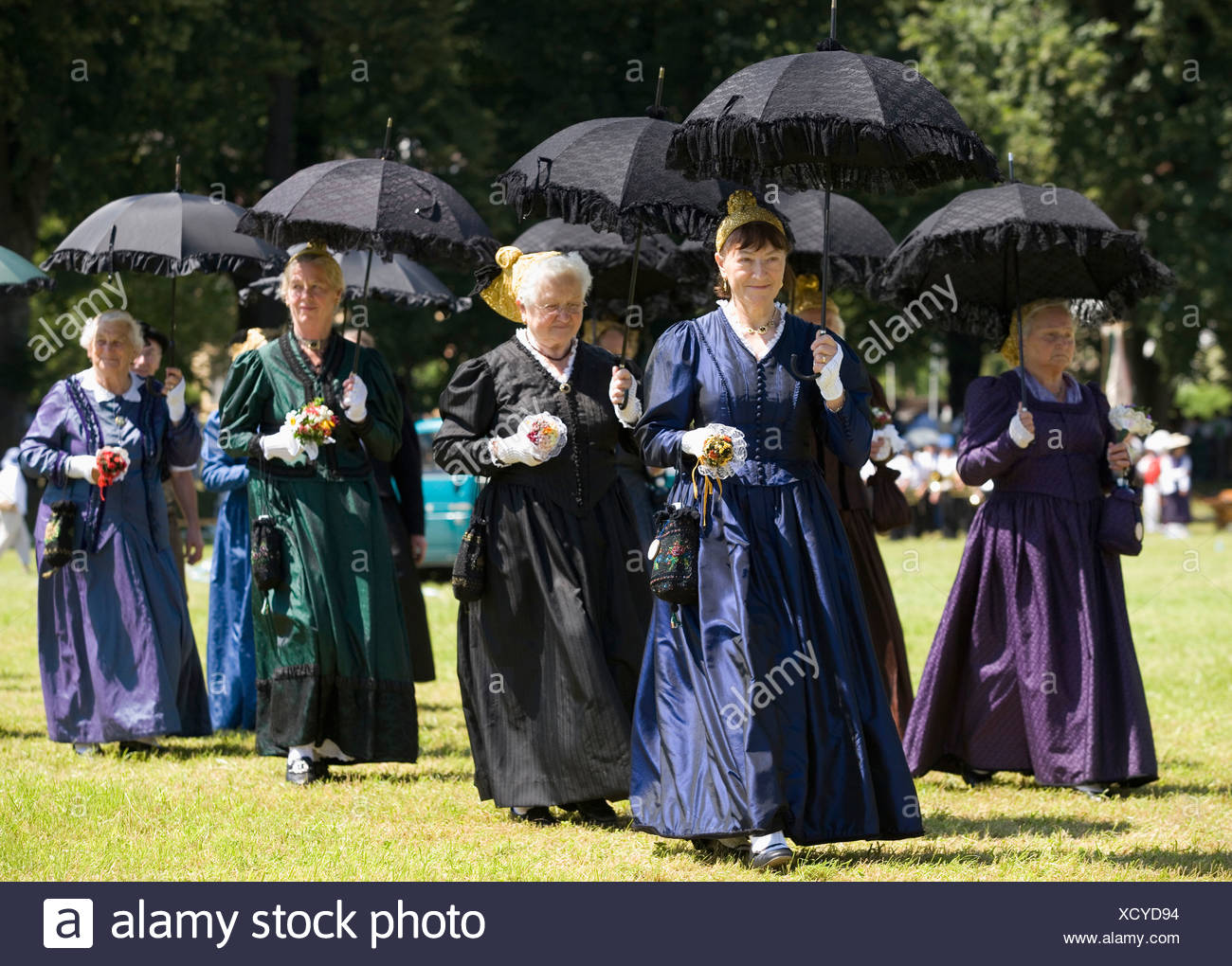 trachten regenschirm