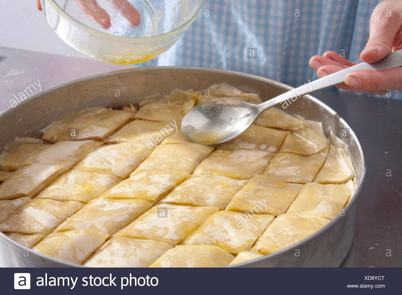 Heiße Teenager Butter Lesbische Mama verführt Teenager Tochter