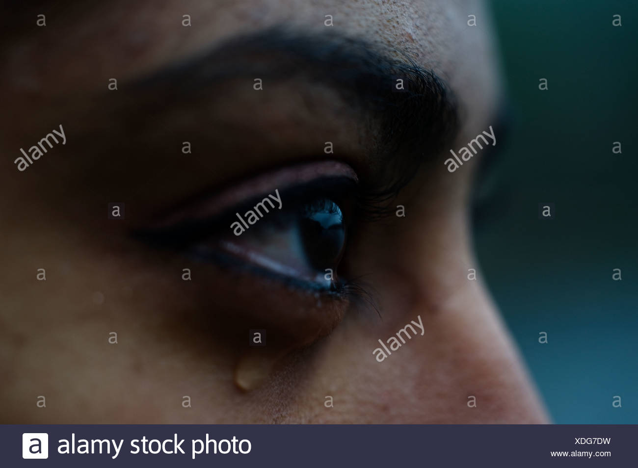 Eine Frau Weint Schweden Stockfotografie Alamy