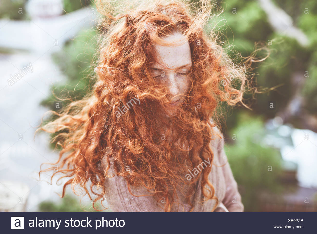 Schone Frauen Stockfotos Und Bilder Kaufen Alamy
