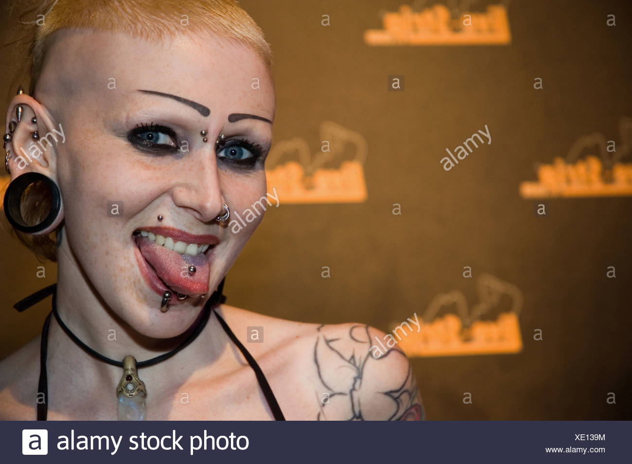 Woman Tatoos Stockfotos &amp; Woman Tatoos Bilder Alamy