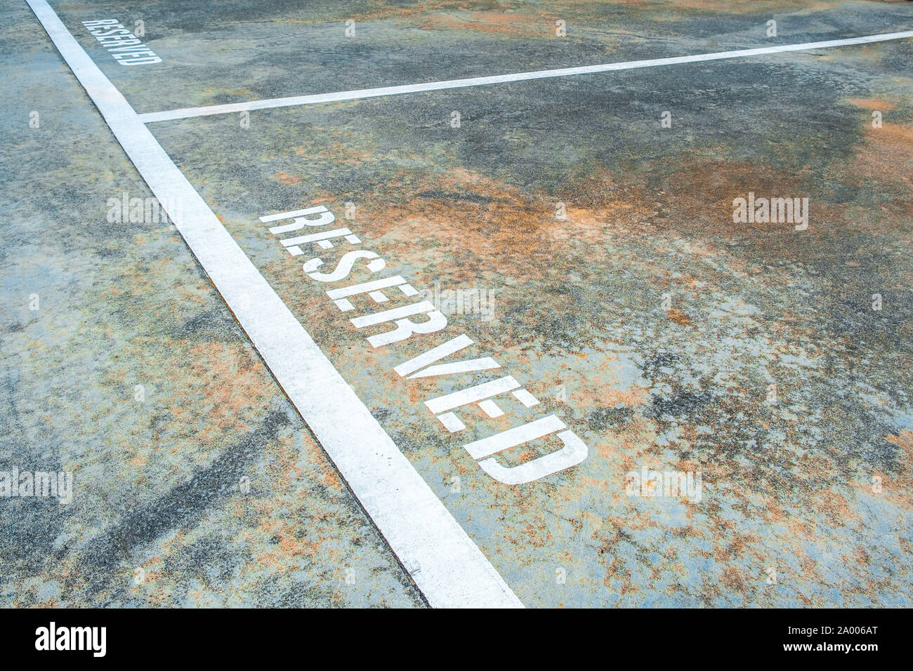 Espacio De Estacionamiento Vacio Fotos E Imagenes De Stock Alamy