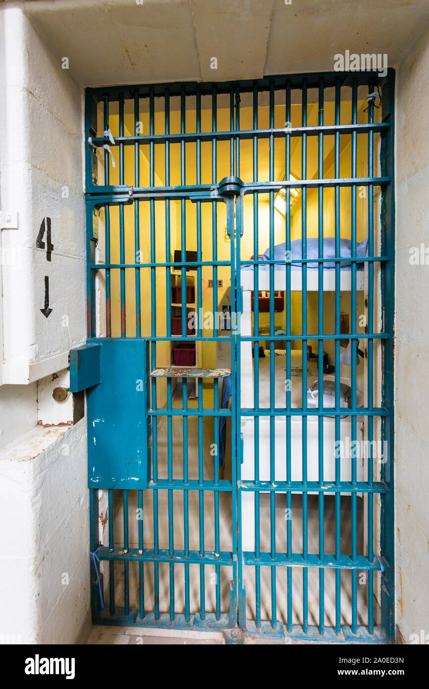 Puerta de la celda Kingston Penitenciaría una antigua prisión de máxima seguridad que abrió el 1835 de junio y cerró el 2013 de septiembre, ahora abierta para Jailhouse Tours Foto de stock