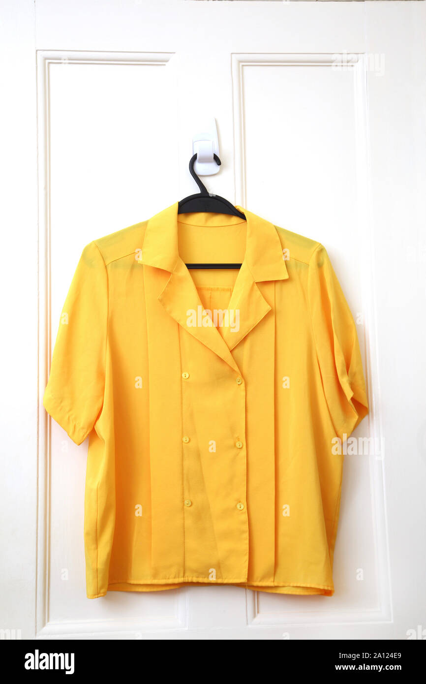 Modelos de blusas amarillas clearance